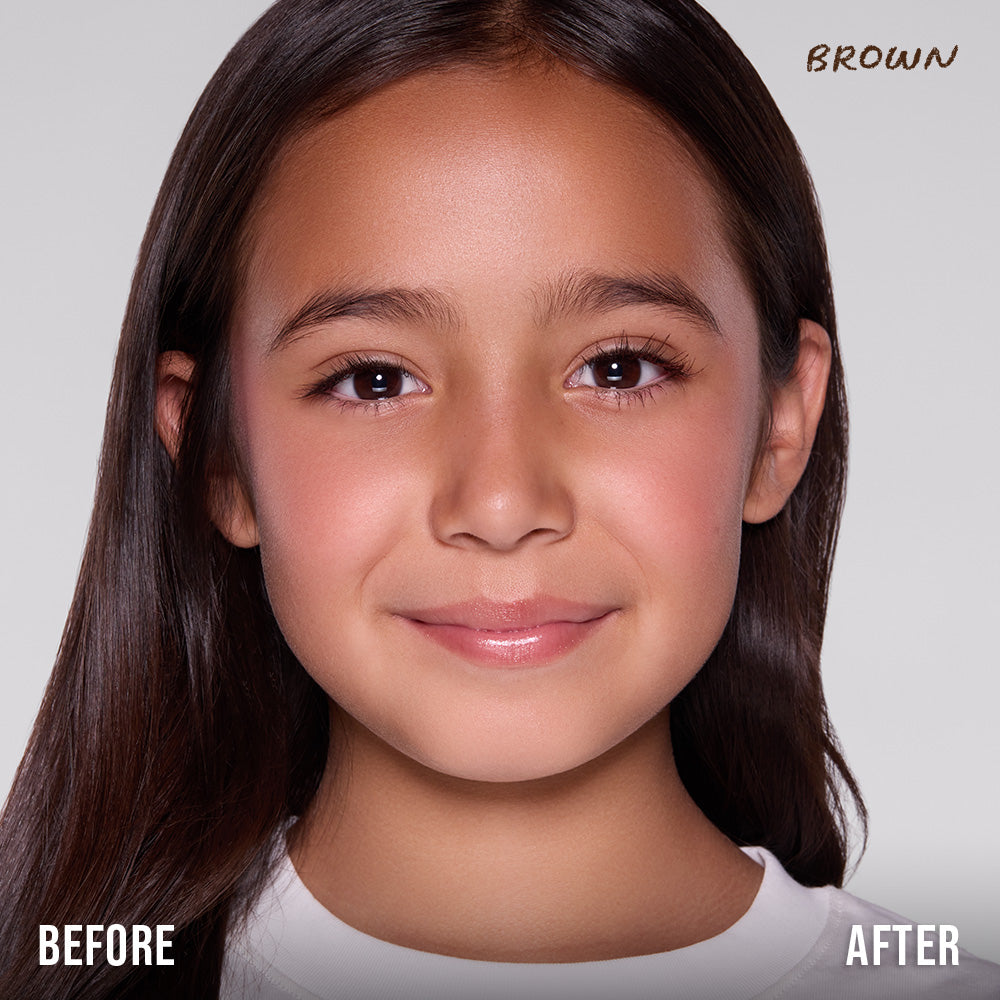 Brown Mascara on Ximena
